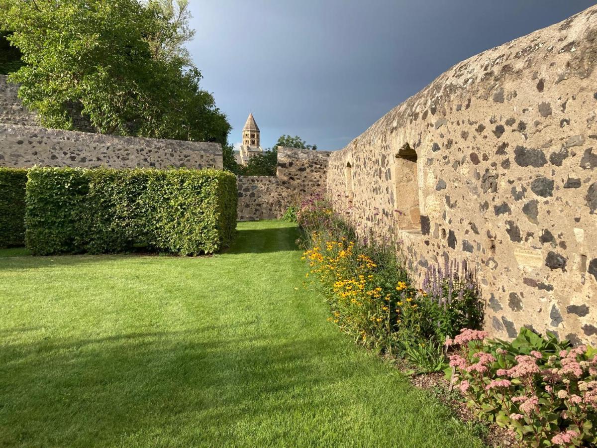 Chateau Royal De Saint-Saturnin Εξωτερικό φωτογραφία