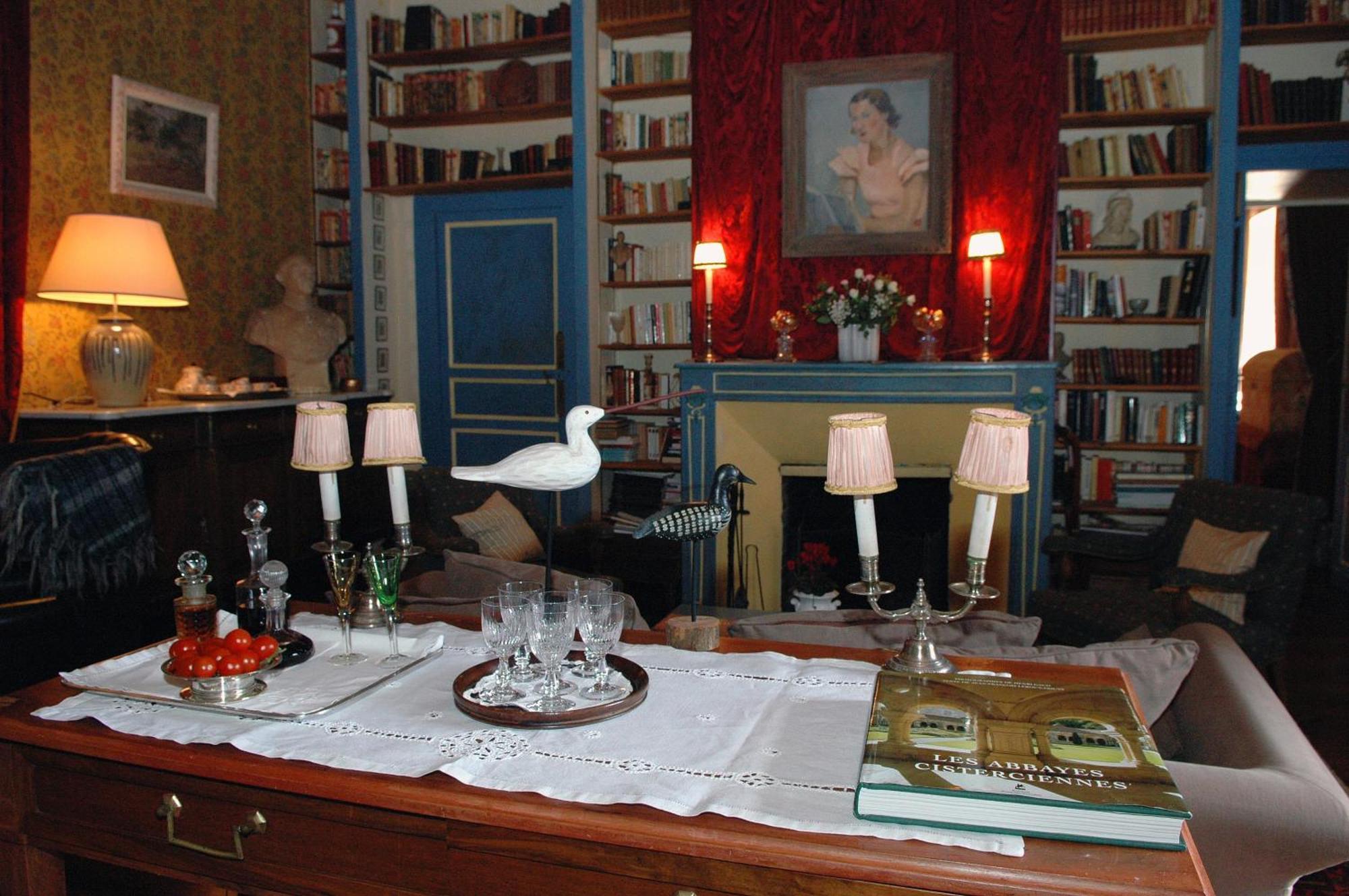 Chateau Royal De Saint-Saturnin Εξωτερικό φωτογραφία